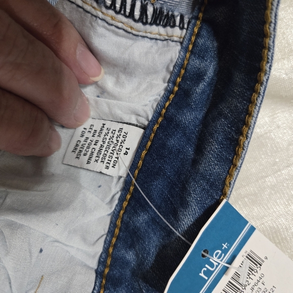 Distressed Blue Flare Jeans with Fringe By Rue Size 14 NWT - Picture 7 of 11